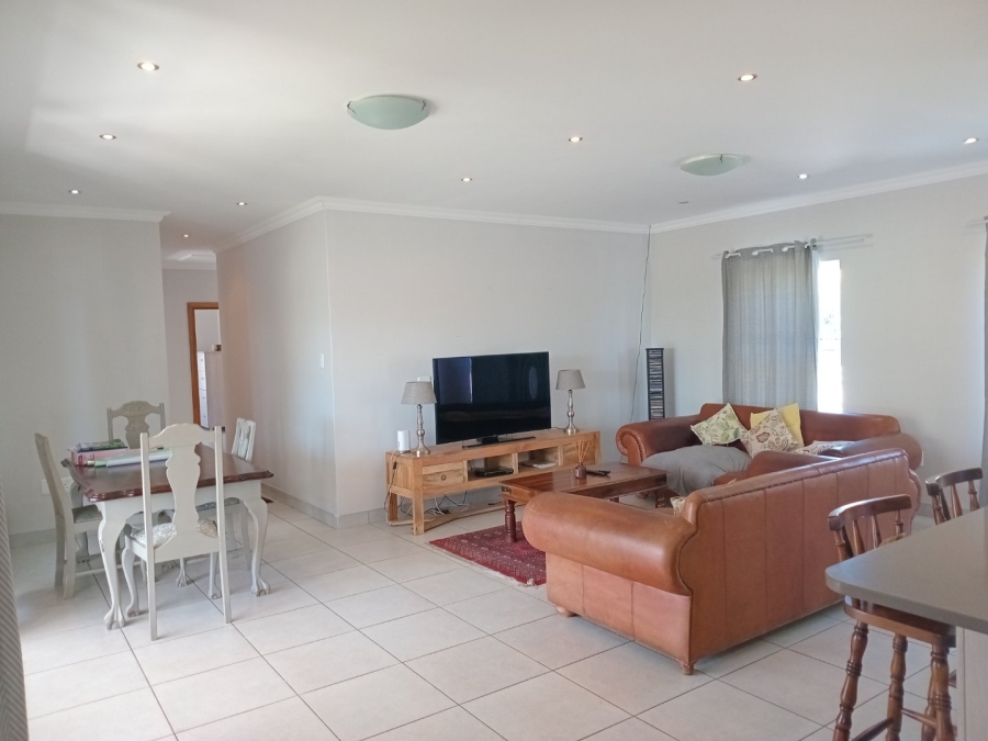 To Let 3 Bedroom Property for Rent in Kraaibosch Country Estate Western Cape